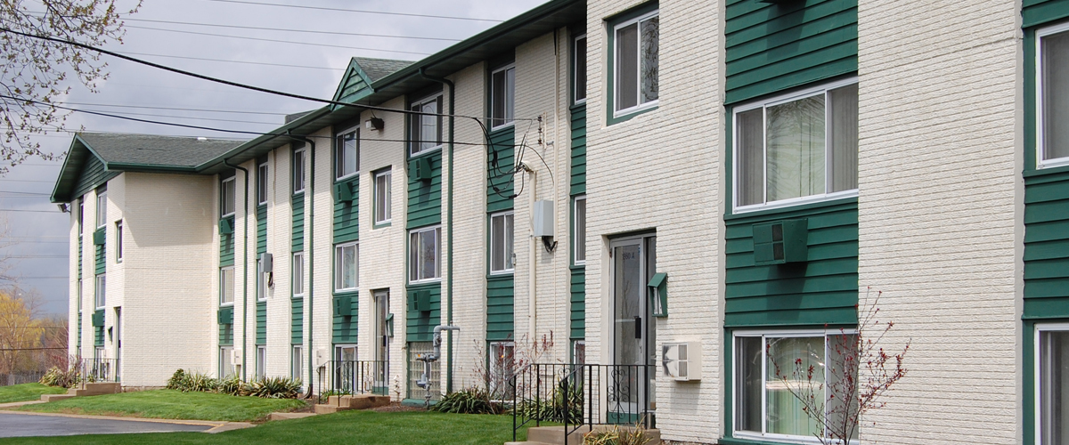 Pine Meadows Apartments - Joliet IL